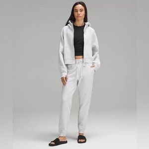 Lululemon Scuba High Rise Jogger Sweatpant in Heathered Core Ultra Light Grey